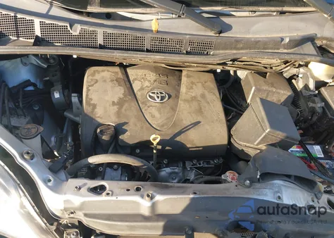 2018 Toyota Sienna Le 8 Passenger из США, поврежденный, VIN 5TDKZ3DC6JS962757